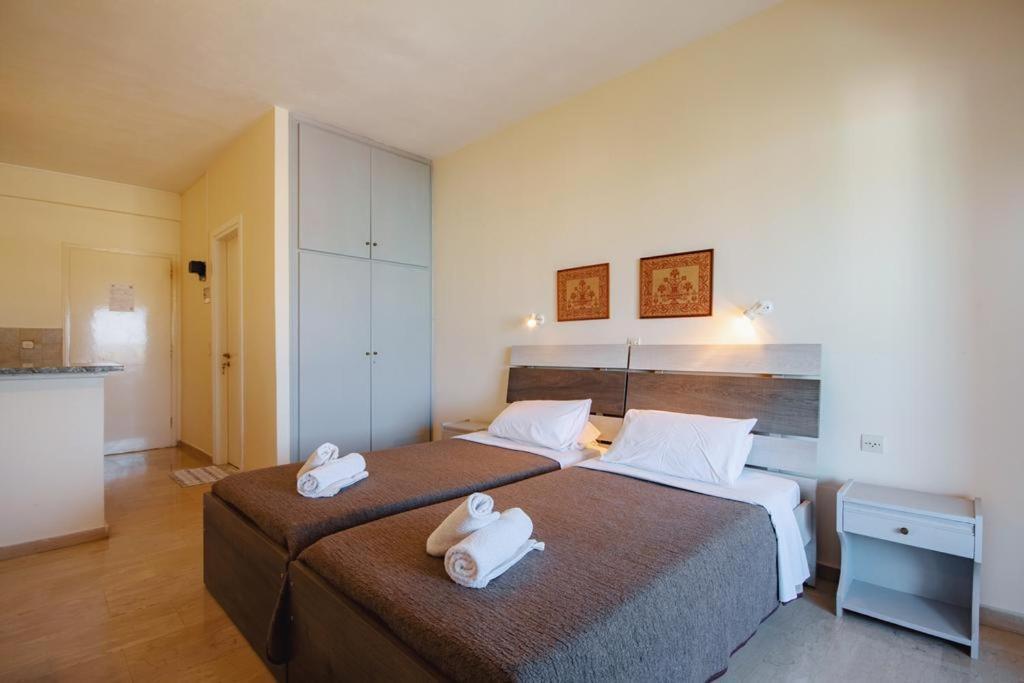 Villa Rosa Apartments 古维亚 外观 照片
